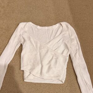 Elegant White Ribbed Women's Sweater